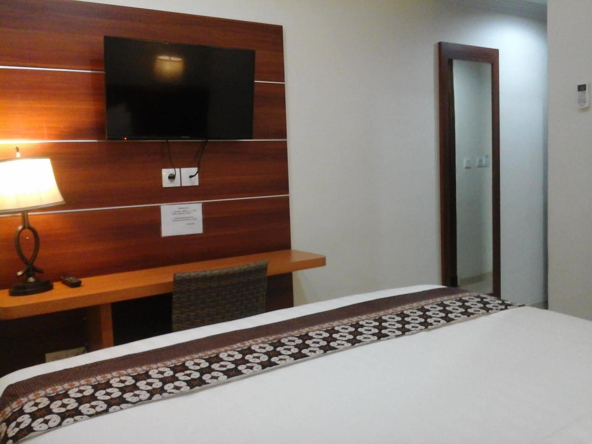 Maranatha Grand Hotel Yogyakarta Eksteriør billede
